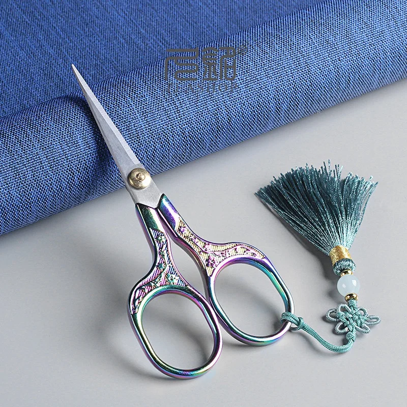 Embroidery Scissors Small - Forbici artigianali vintage Manico quadrato in