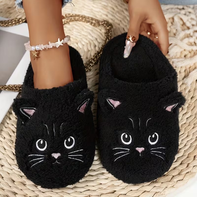 Comode pantofole unisex in pel - Embroidery Shoes recensione e prezzo